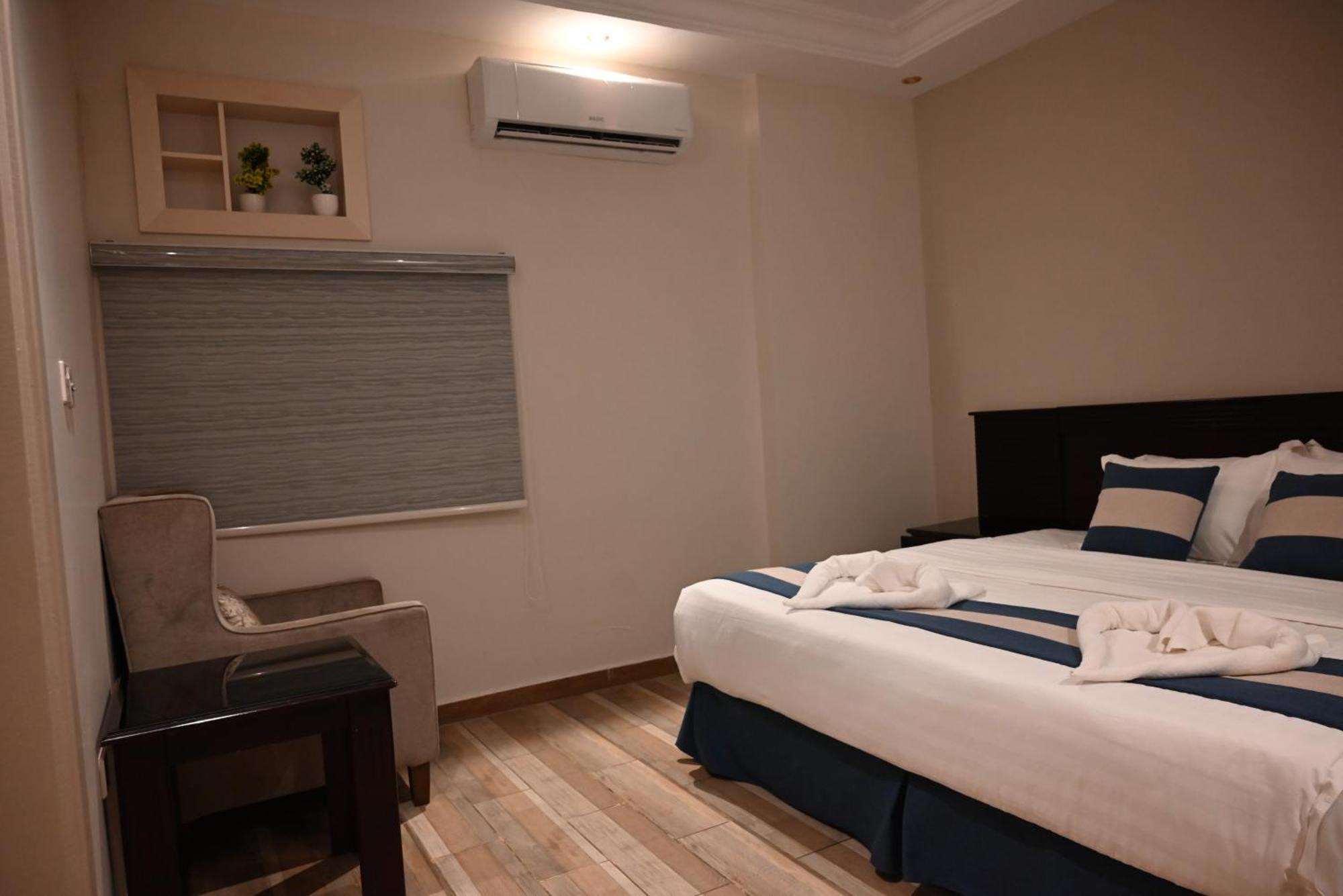 אל-מדינה Saba Ohod For Hotel Suites מראה חיצוני תמונה