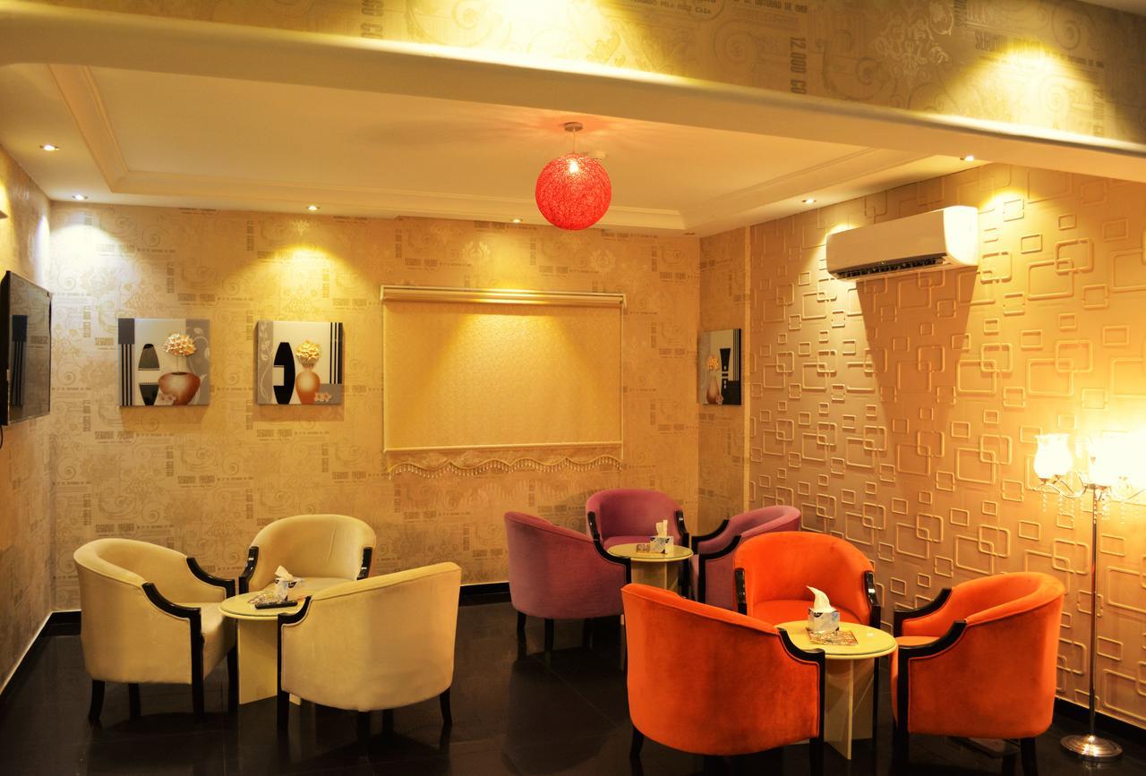 אל-מדינה Saba Ohod For Hotel Suites מראה חיצוני תמונה